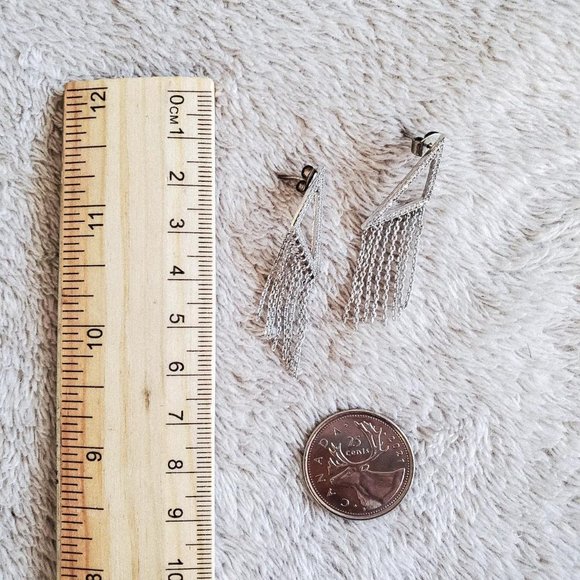 diamond triangle fringe earrings w/ sleek geometric design💃 - Picture 2 of 4